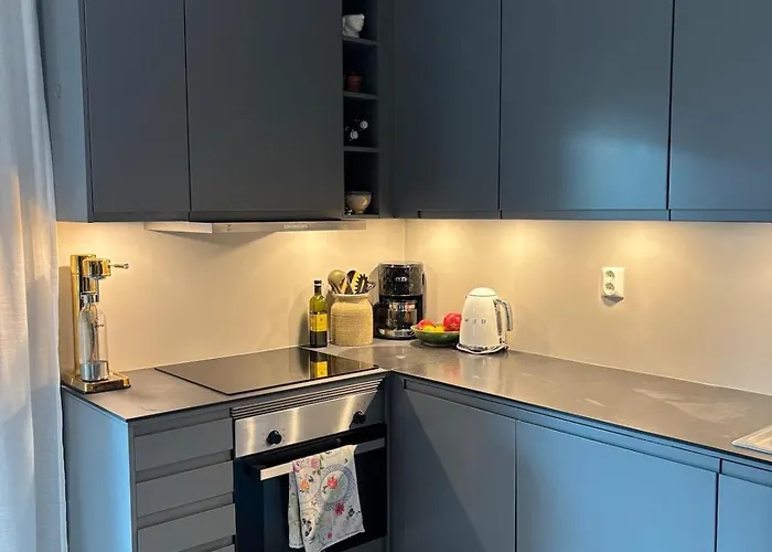 Stylish Near Airport Appartement *